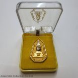 2019 – Brooch, pin bestowed with the symbol of Phor Por Ror, the 84th year of Rama IX